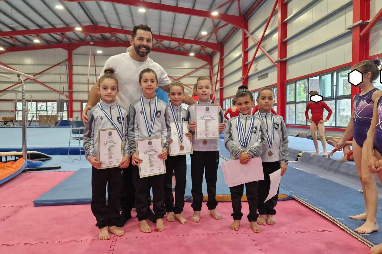 438299666_415591764645958_1294632284712978400_n